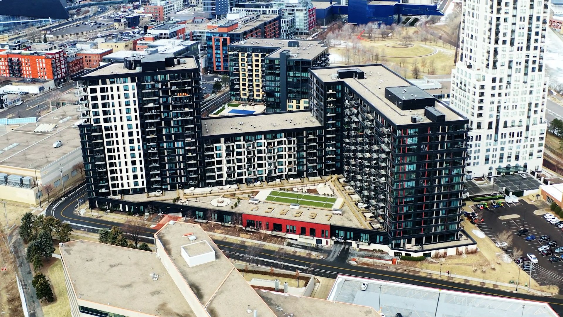 EverCharge maximizes EV charging at luxury Minneapolis condominium building, The Legacy